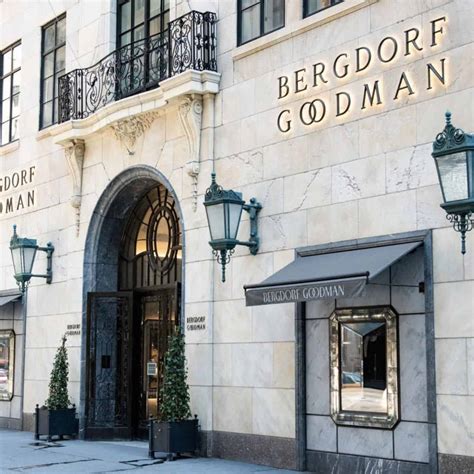 bergdorf goodman returns